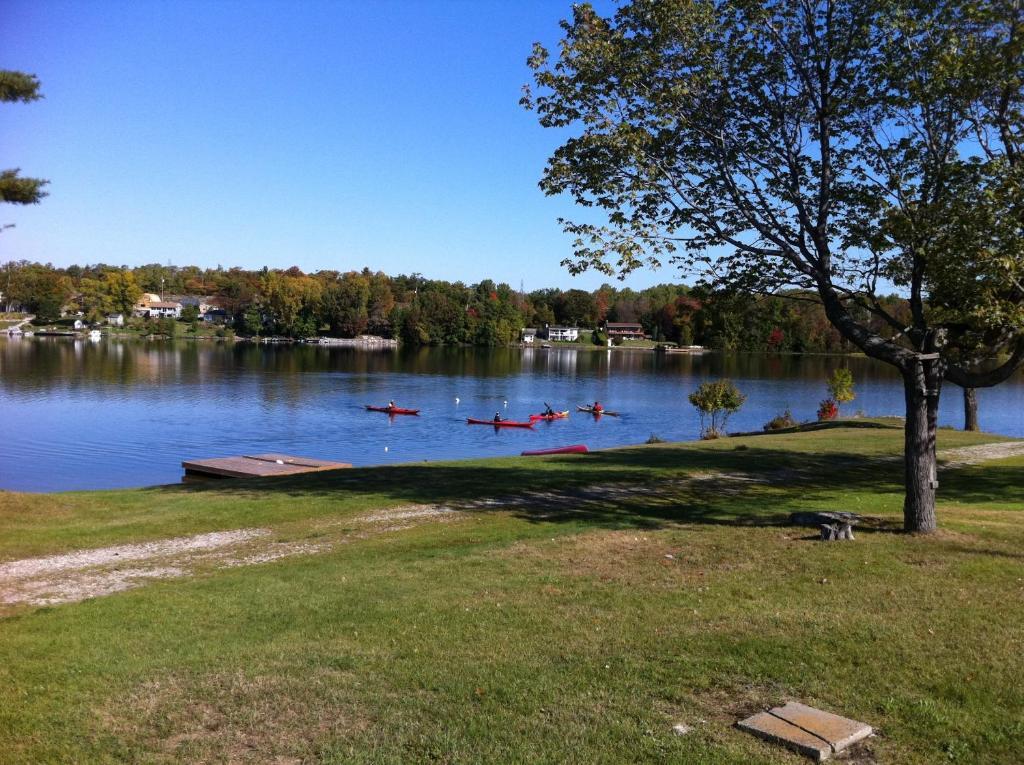Lake Lauzon Resort Blind River Buitenkant foto